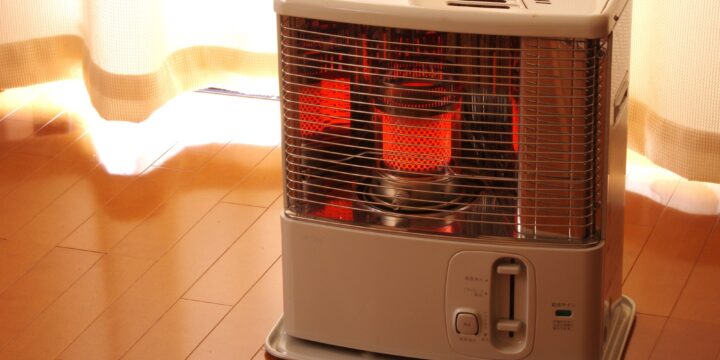 石油ストーブは加湿もできる優れもの！効率的で安全な使い方を教えます